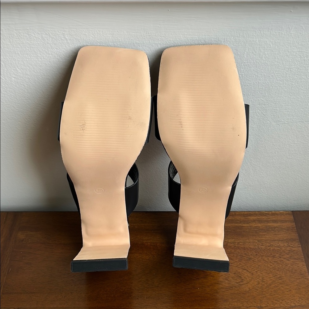 New York & Company Black Strappy Block Heels 7.5 Square Toe Y2K NWOT - Picture 7 of 8